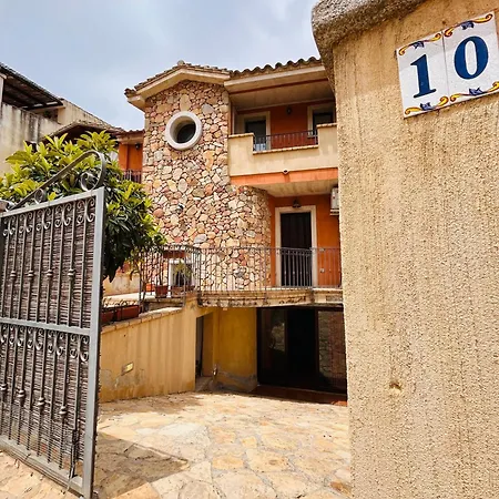 בית נופש Camillas Loft *